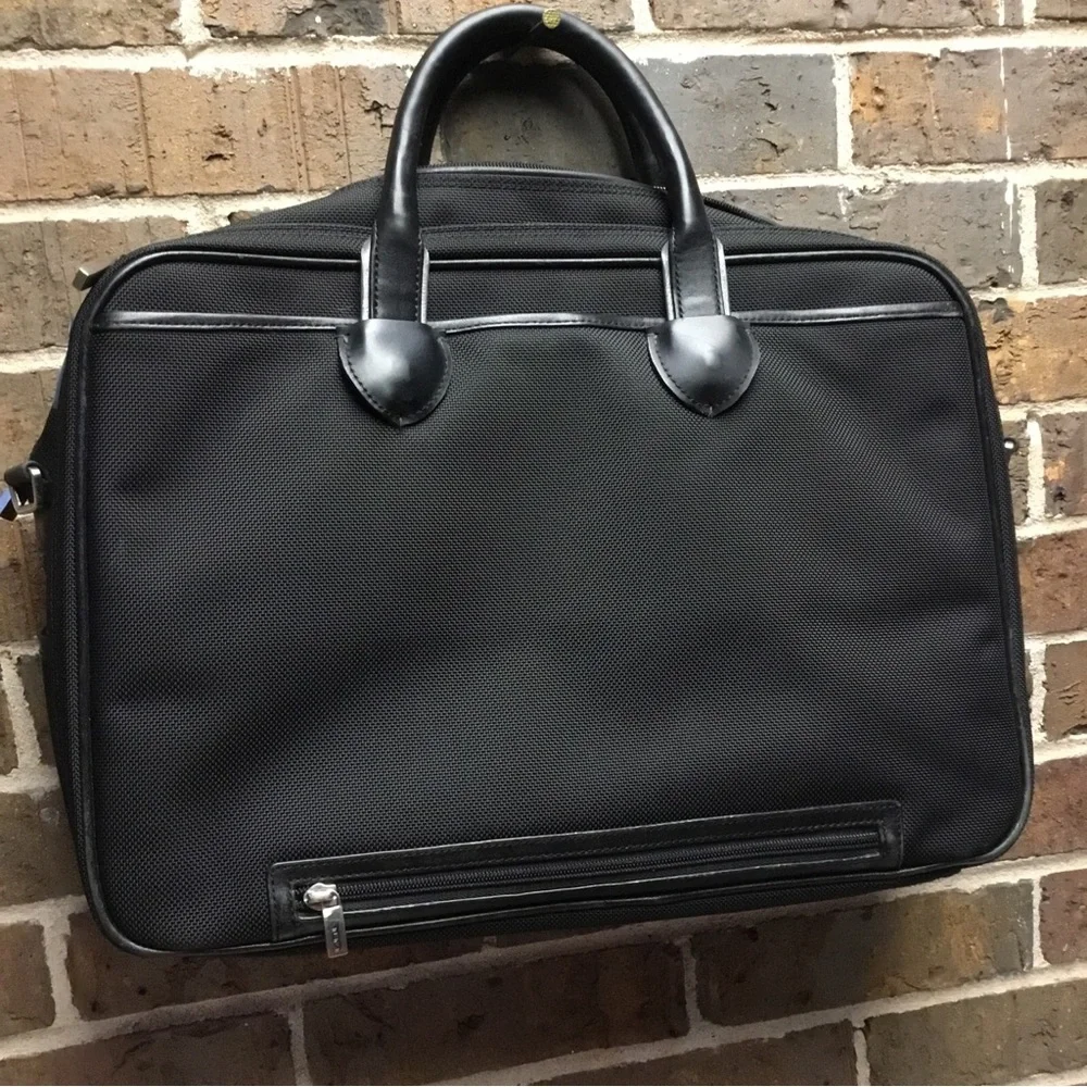 TUMI LXT  Leather  and Ballistic  16”Nylon Laptop Computer Bag Briefcase